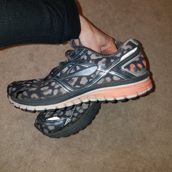 brooks ghost jungle